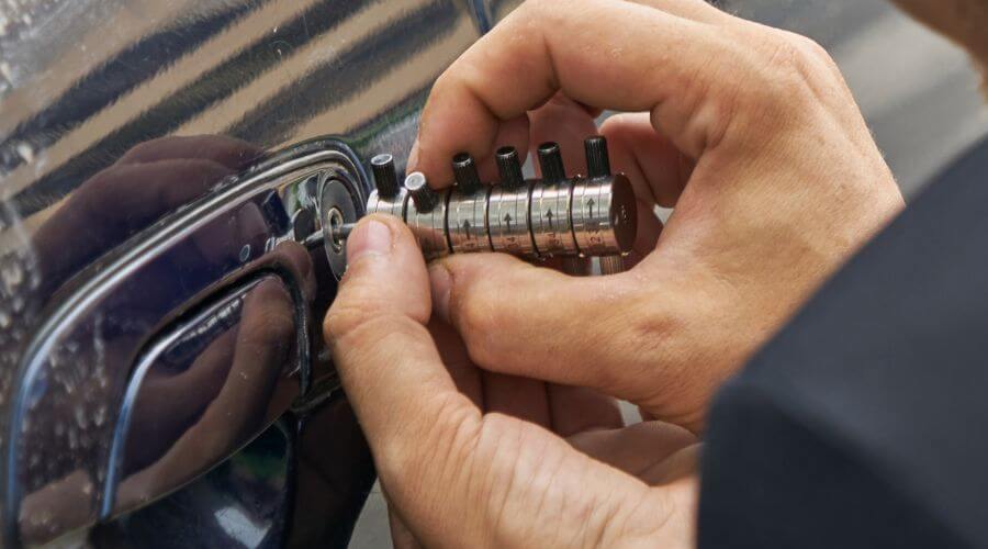 Expert Emergency Roof Repairs services in Pursglove, WV